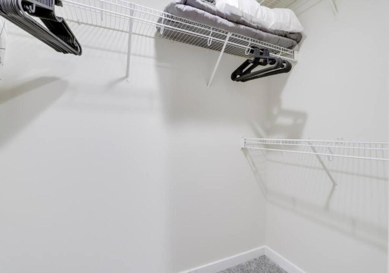 Splendid 2 Bedroom Condo At Pentagon City Arlington Buitenkant foto