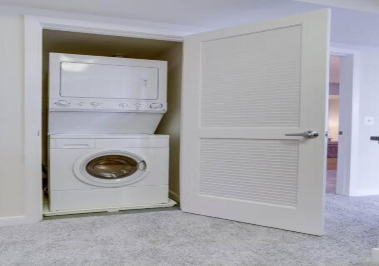 Splendid 2 Bedroom Condo At Pentagon City Arlington Buitenkant foto